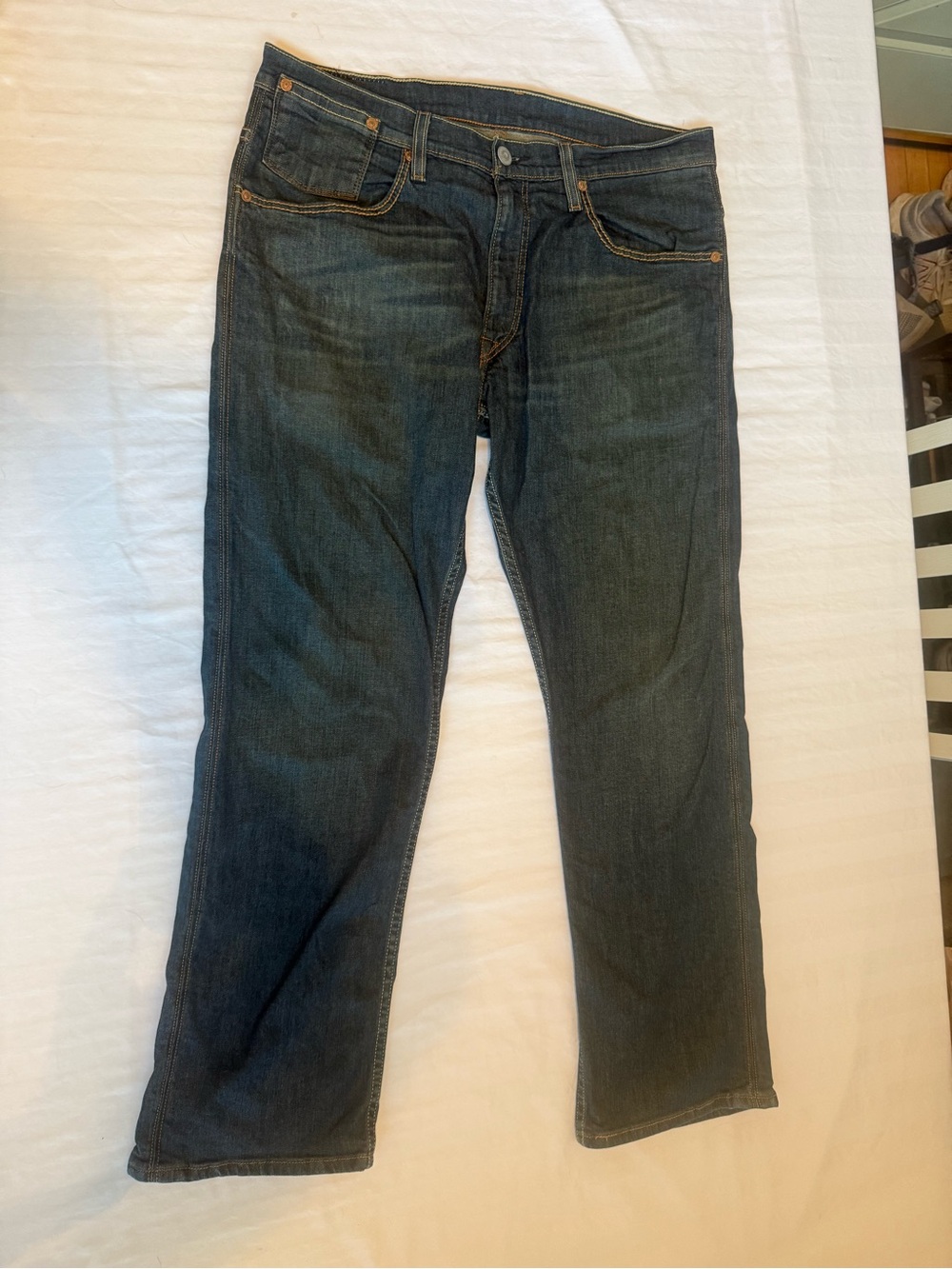 Levi's Men's Slim Straight Dark Blue Jeans with Tan Patch